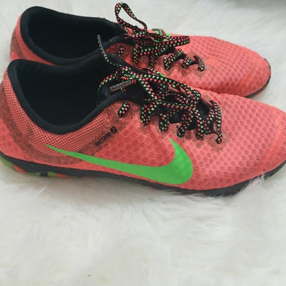 Shoe - Picture 4 of 4